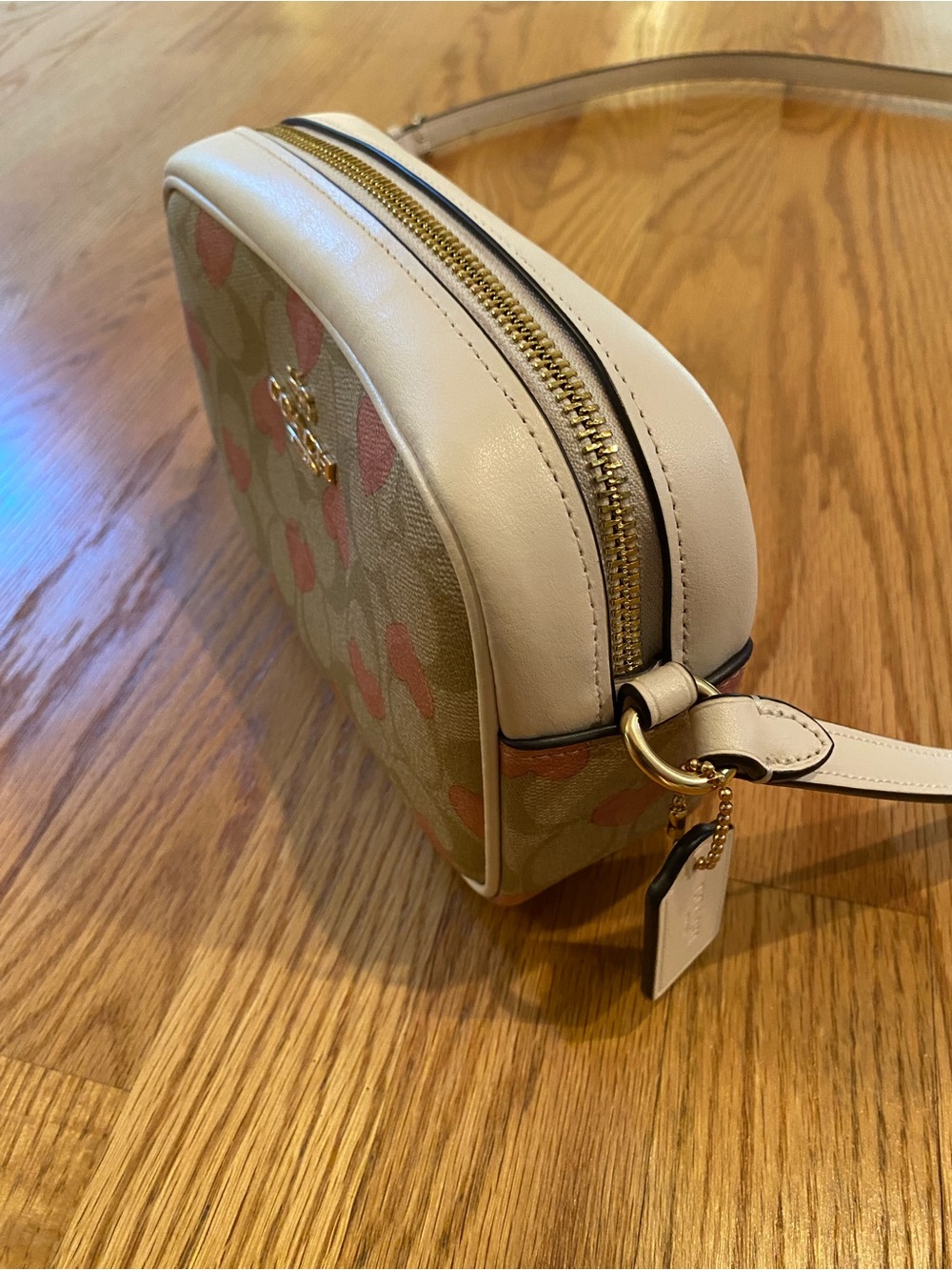 Coach Pink Heart Signature Crossbody Bag with Gold Logo - Picture 3 of 5